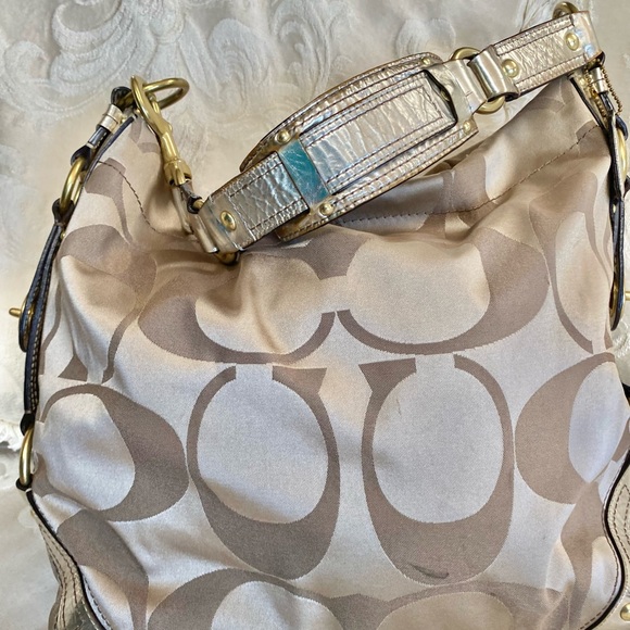 Coach brown and gold signature handbag • - Picture 2 of 6